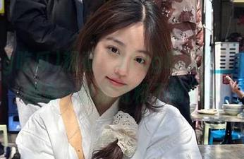 观看“51cg吃瓜”，每一口都有一丝期待和不确定…