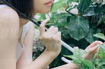跟随51cg吃瓜网站的线路，让你从瓜地出发，走向生命的奇妙旅程！