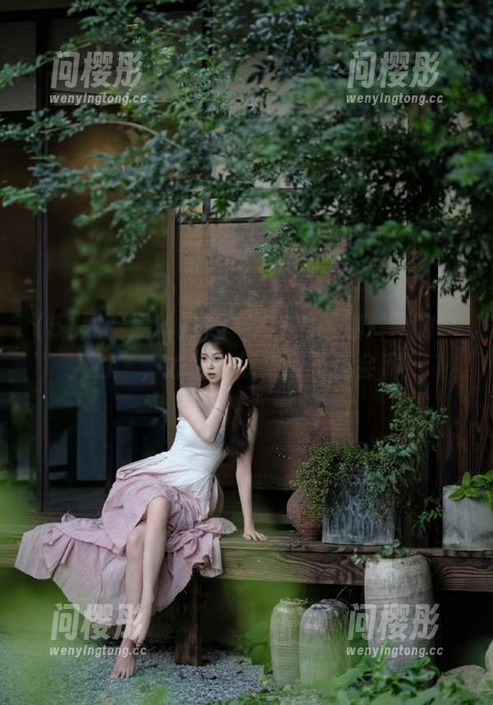 进了“51黑暗爆料”的“入口”，才发现原来瓜子还会腐！