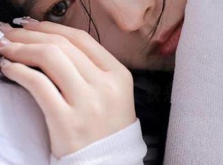 今天的吃瓜趣事连连，五一吃瓜正在热烈观看中，快来加入！