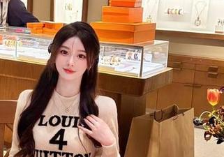 吃瓜网ios更新后，朝阳的八卦变得更加生动，不怕没料的精彩巴士！