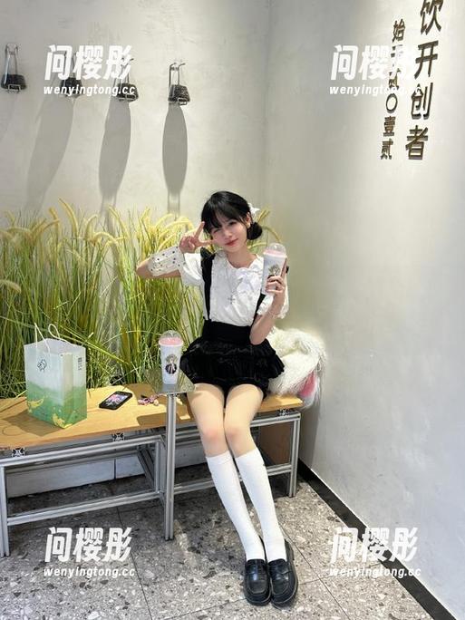 吃瓜网红的黑历史，连视频都跟着链接走。