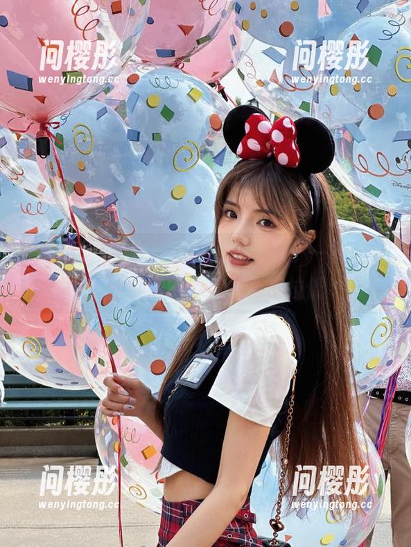 在“吃瓜论坛”逛了一圈，永久怀疑我的审美是否被拉低