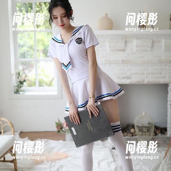 吃瓜黑料网页 登录吃瓜黑料网页的同时,感觉自己仿佛潜入了八卦的深渊,太刺激了吧!