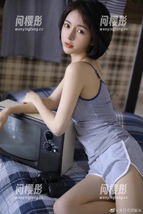 “明星黑料”网站免费体验日，个中乐趣谁能抵挡！哈哈，大家快来！