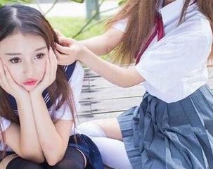 “黑料不打烊155fun”流浪在八卦线路的交错处，如梦如幻，简直停不下来。
