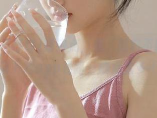 蹭热点，看“黑料不打烊”的苹果下载app线路，槽点太多不想停