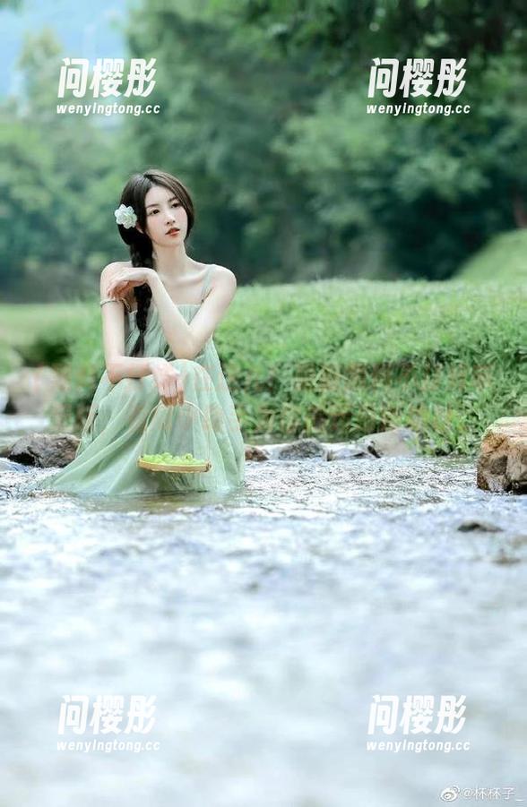 在这儿！最新黑料不打烊苹果版，看瓜小助手为你搬运最新地址。