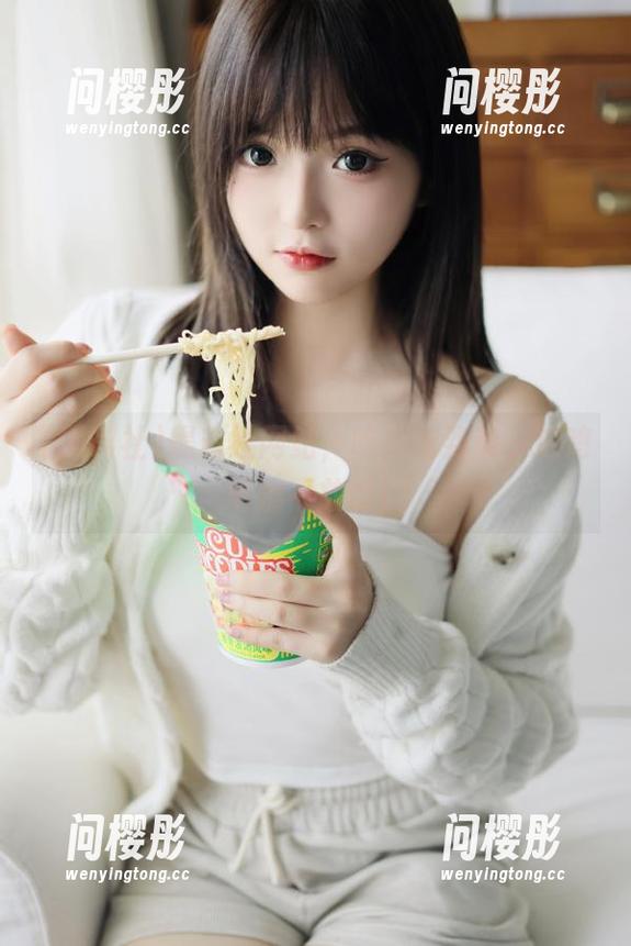 黑料社网站，吃瓜吃到爽，连鸡毛都不放过！
