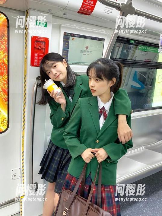 黑料网在线直播间：回家的路上你猜我遇了啥！