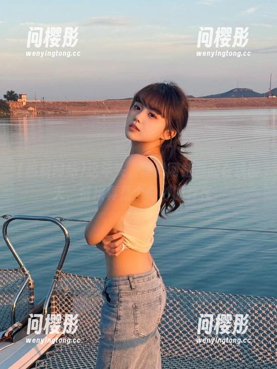 这年头，黑料网站都能在线聊天，链接真是个奇妙的存在。